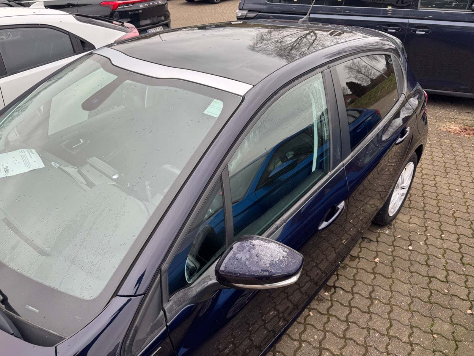 undefined Peugeot 208 fra 2019