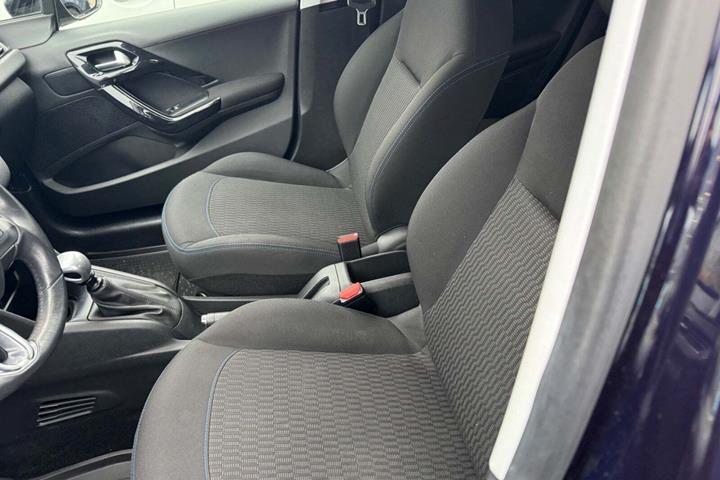undefined Peugeot 208 fra 2019
