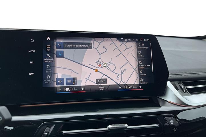 Sort BMW iX1 fra 2023