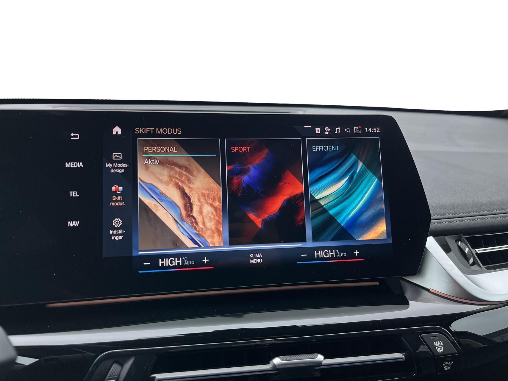 Sort BMW iX1 fra 2023