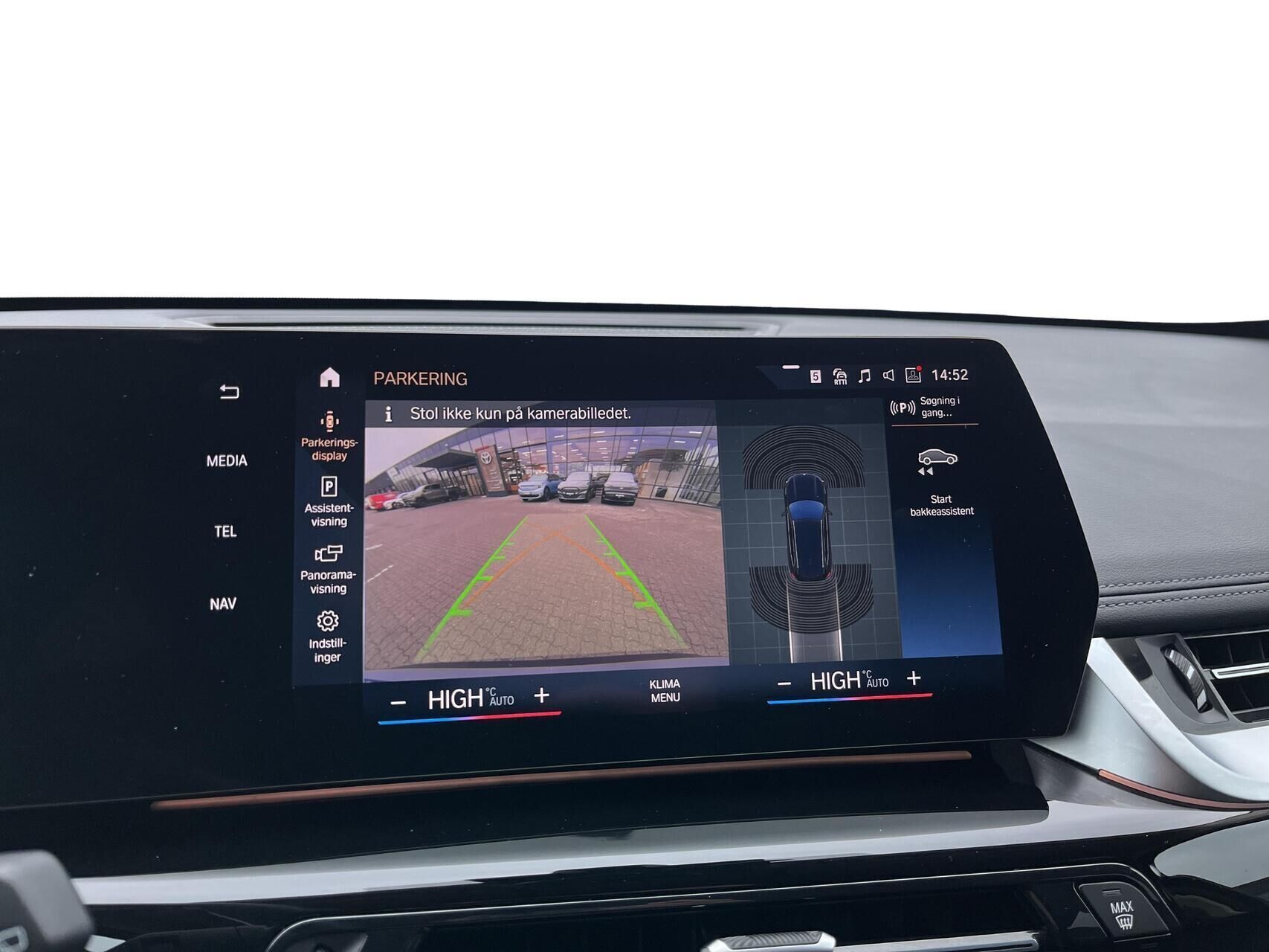 Sort BMW iX1 fra 2023