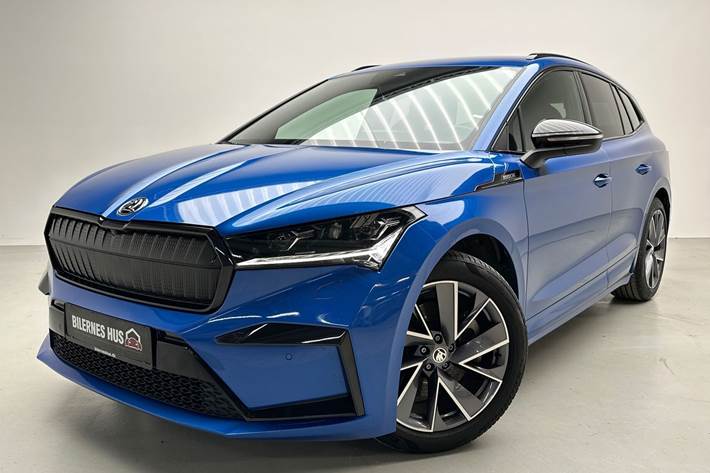 Blå Skoda Enyaq fra 2021