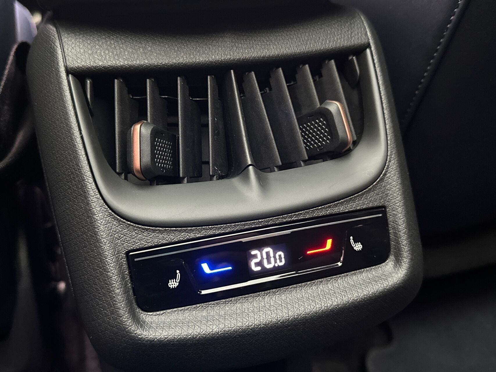 Bronze Cupra Tavascan fra 2024