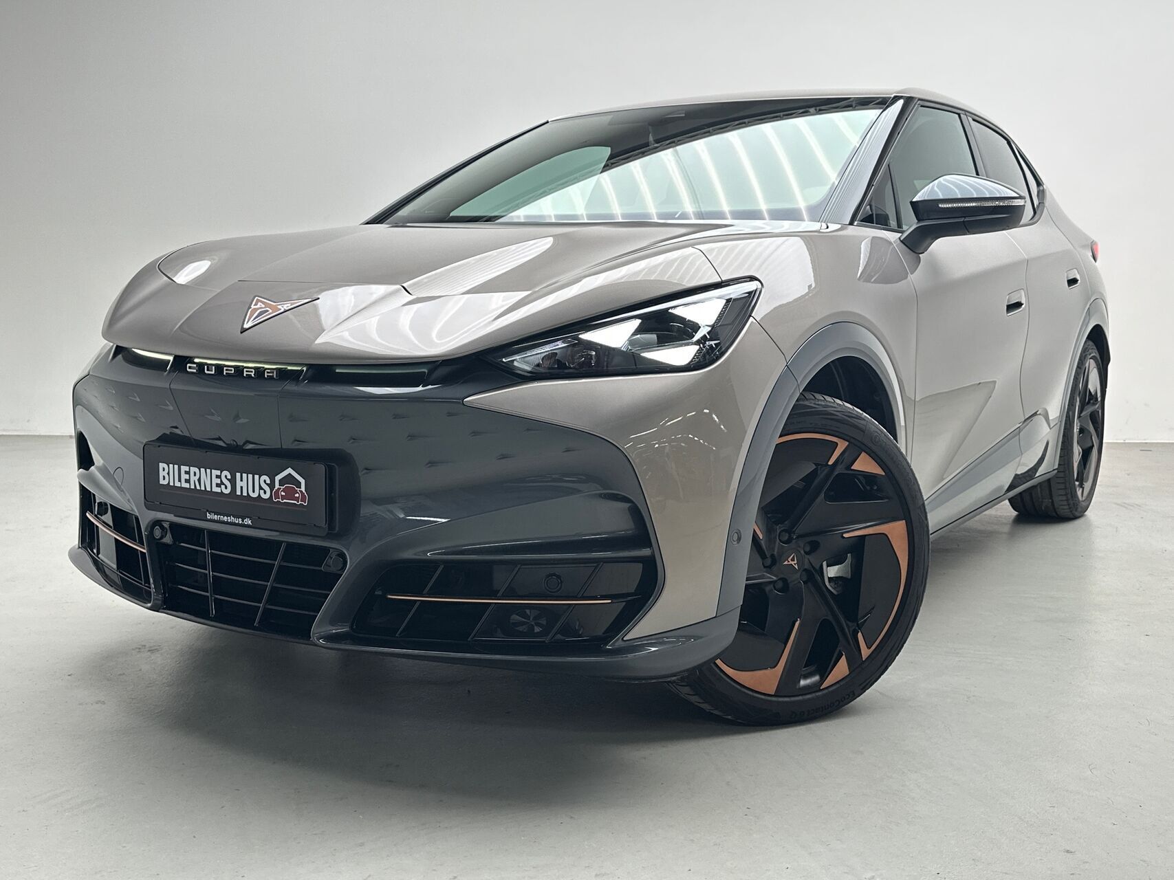 Bronze Cupra Tavascan fra 2024