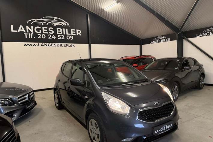 Grå Kia Venga fra 2016