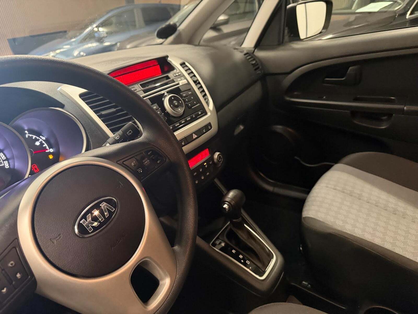 Kia Venga 1,6 CVVT Attraction aut.