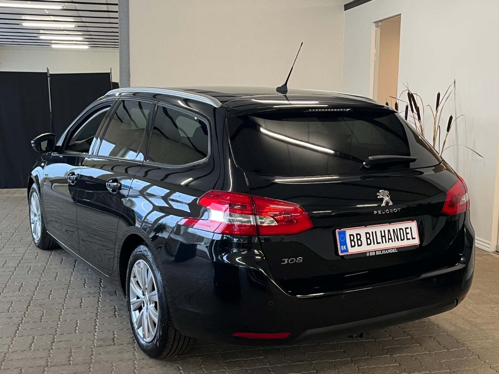 Peugeot 308 1,6 BlueHDi 120 Style Limited SW