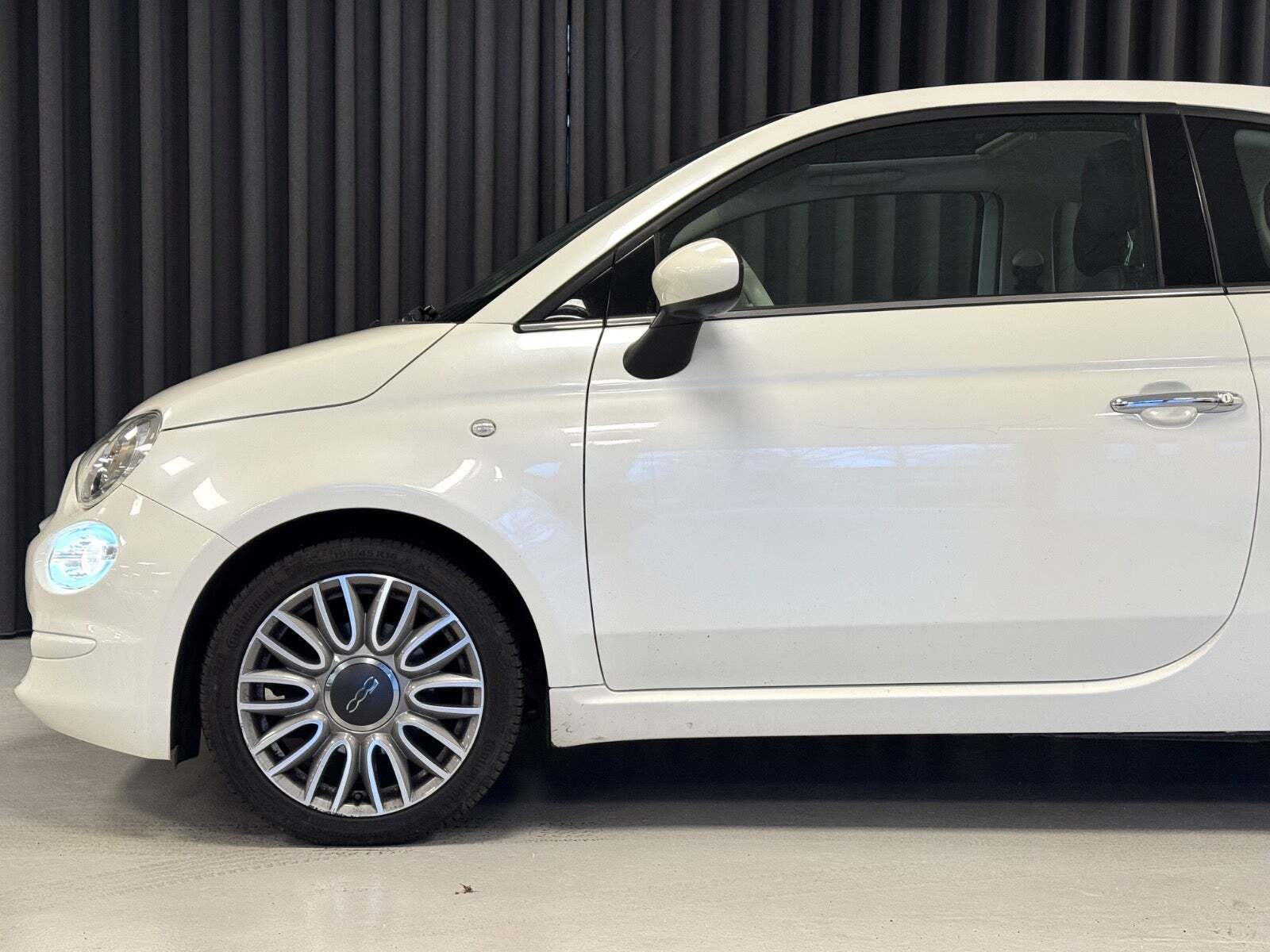 Hvid Fiat 500 fra 2018
