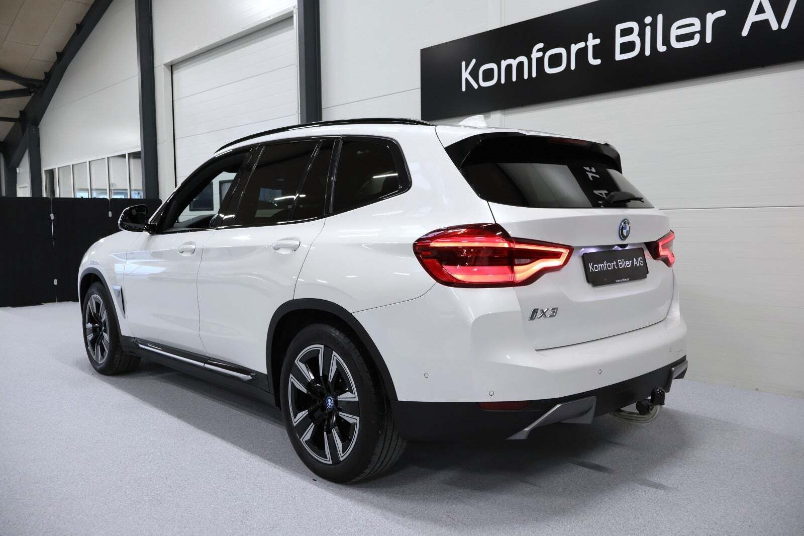 BMW iX3 Charged