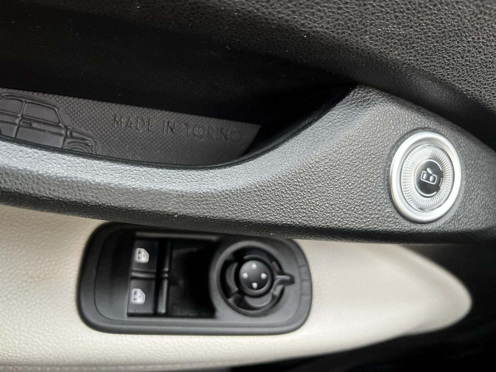 Grøn Fiat 500e fra 2022