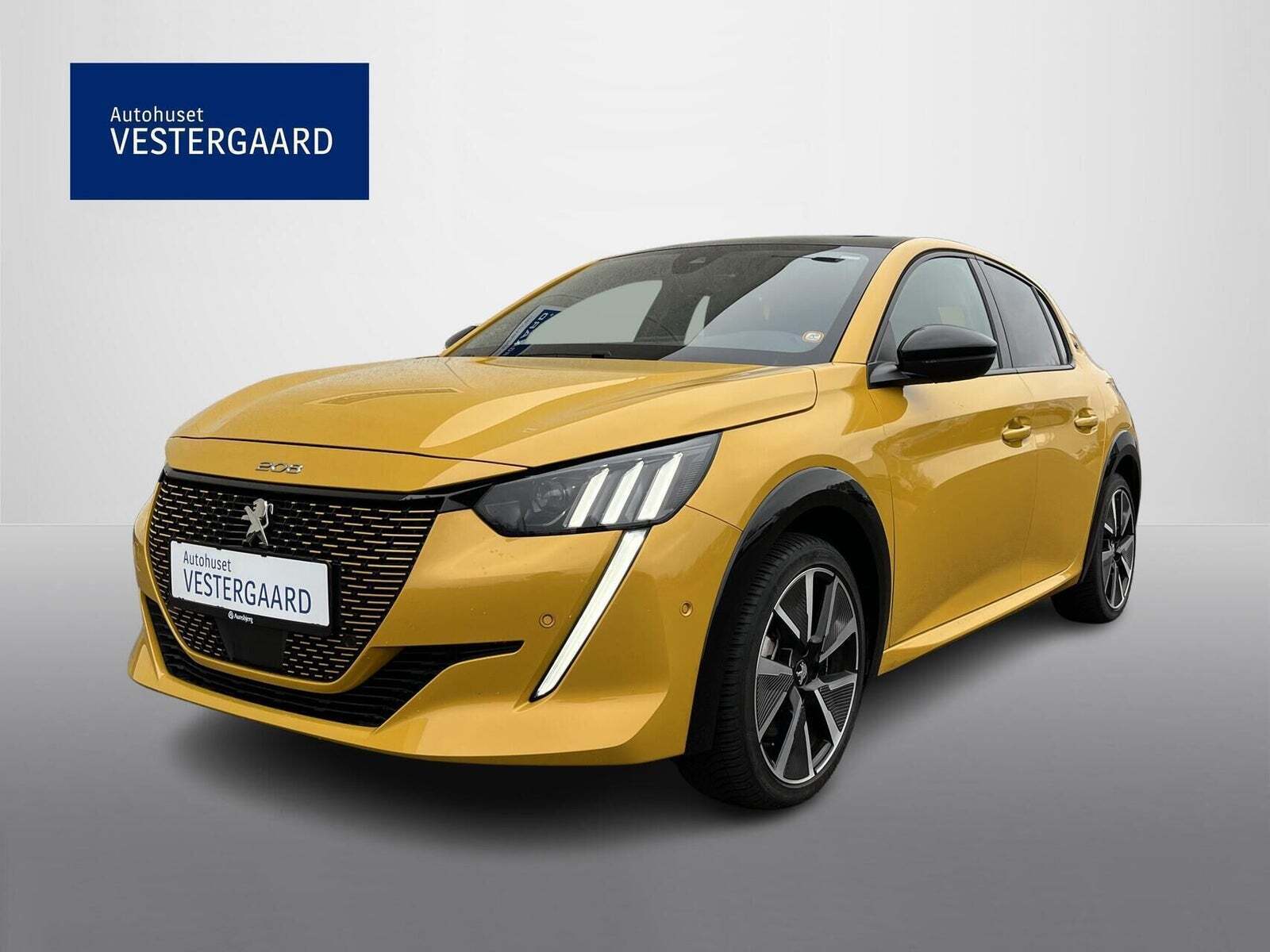 Peugeot e-208 50 GT Sky