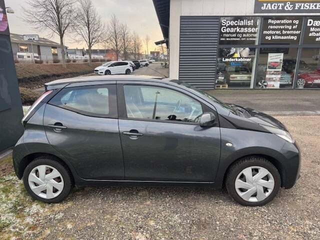 Toyota Aygo 1,0 VVT-i x-play