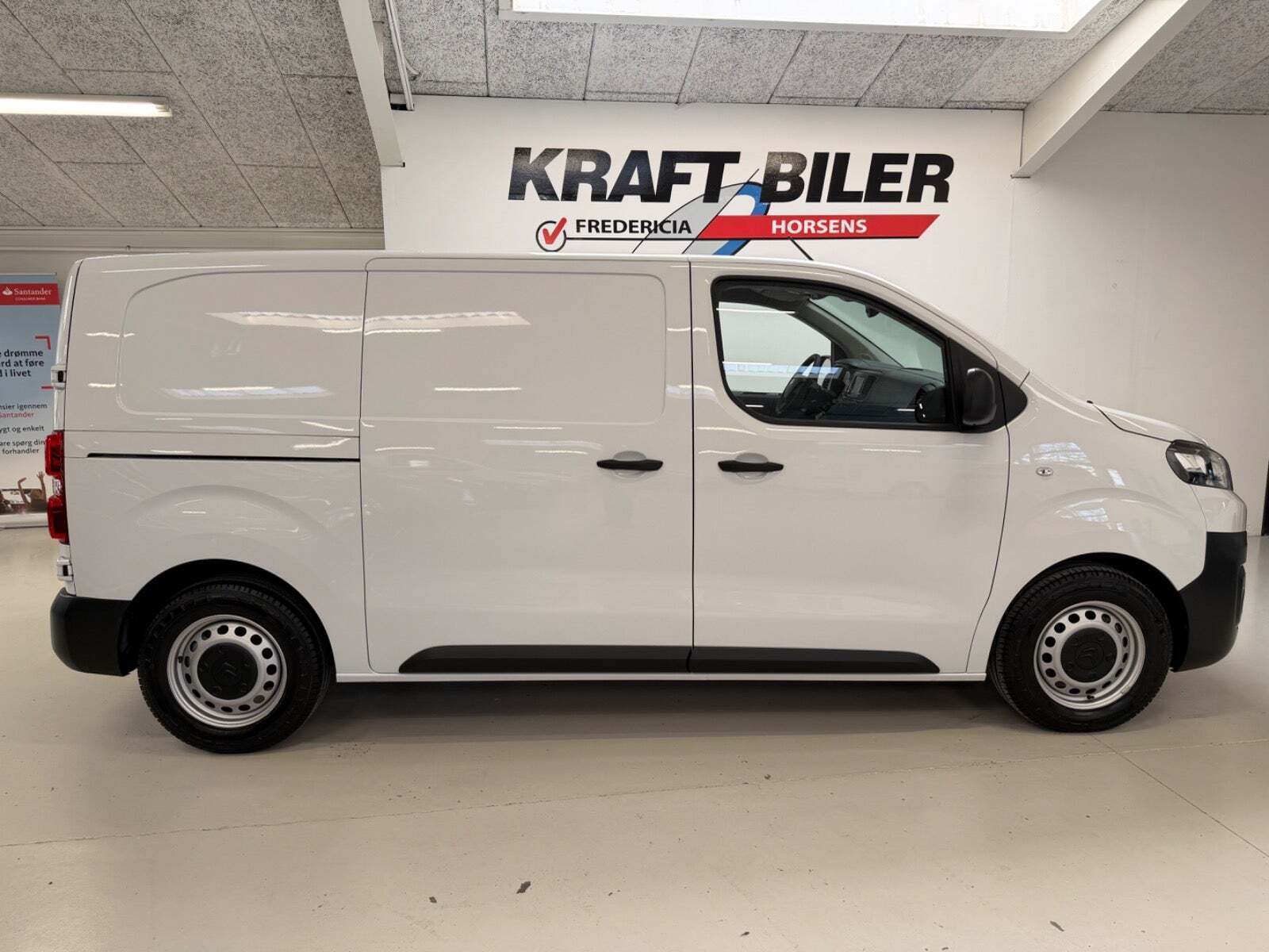 Hvid Citroën e-Jumpy fra 2023