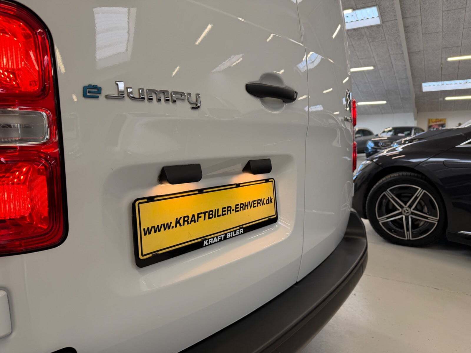 Hvid Citroën e-Jumpy fra 2023