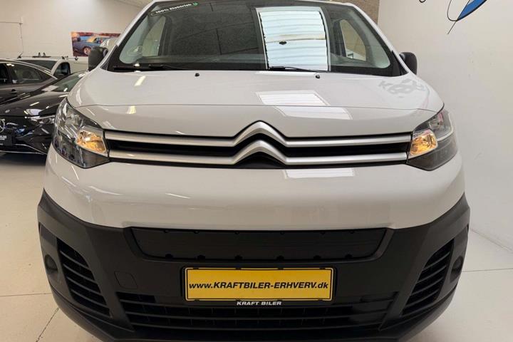 Hvid Citroën e-Jumpy fra 2023