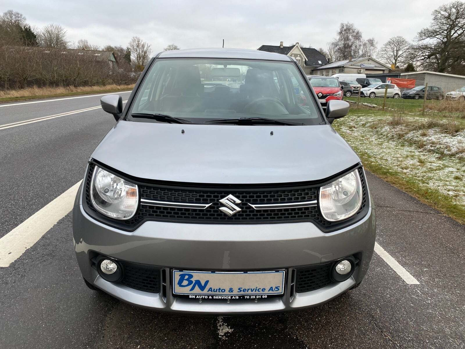 Grå Suzuki Ignis fra 2017
