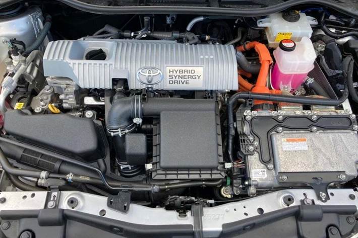 Sølv Toyota Auris fra 2017