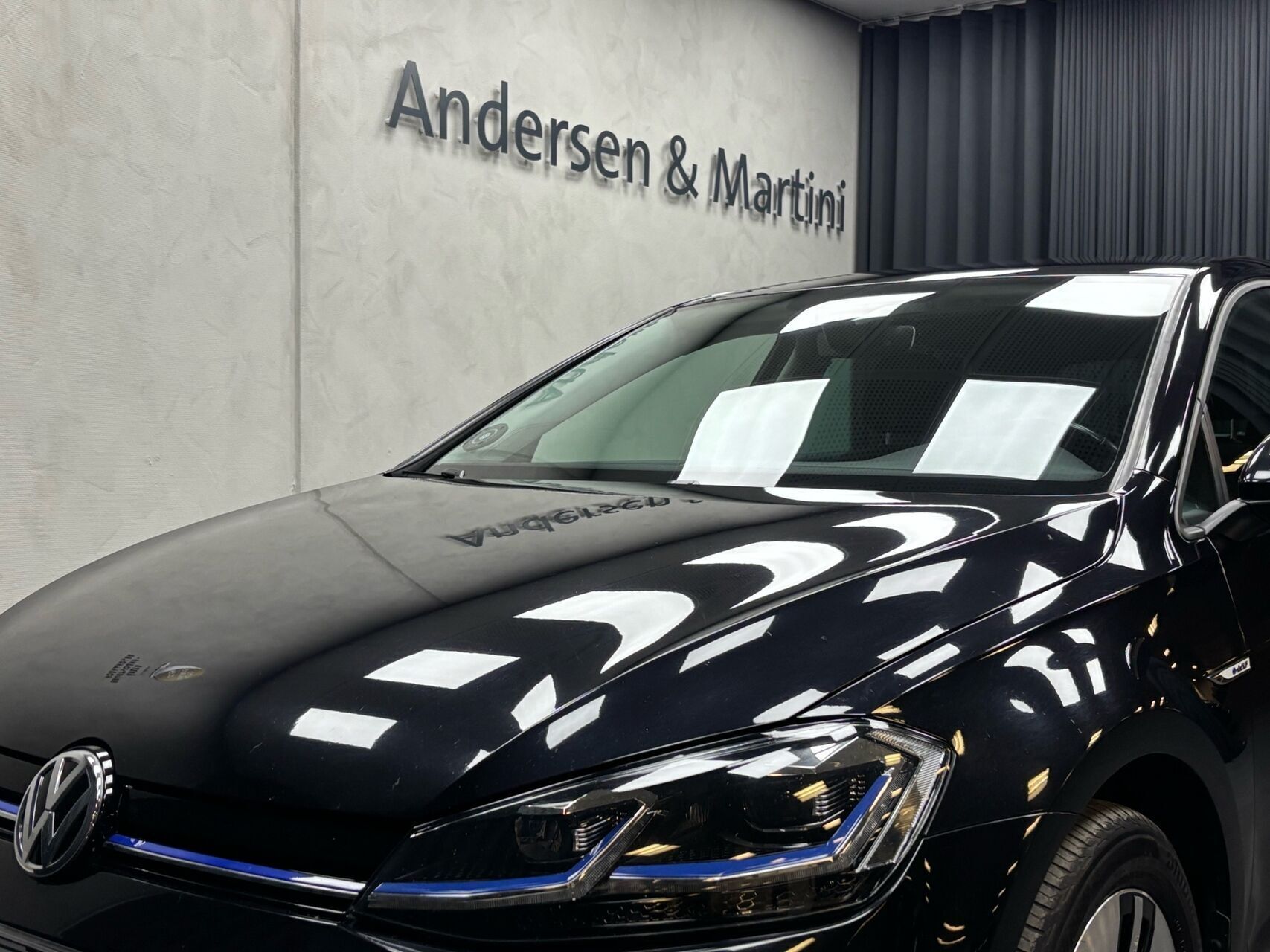 Sort VW Golf fra 2020