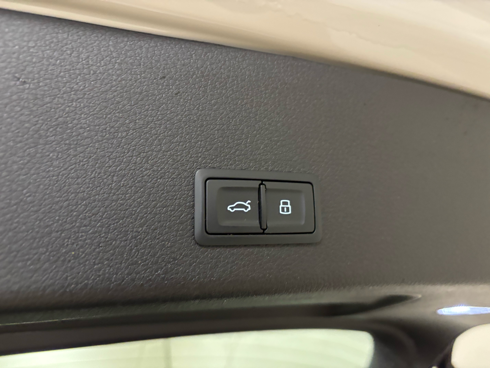 Audi e-tron 55 Advanced Quattro 408HK 5d Aut.