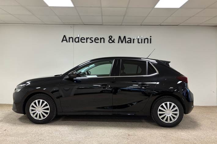 Sort Opel Corsa fra 2020