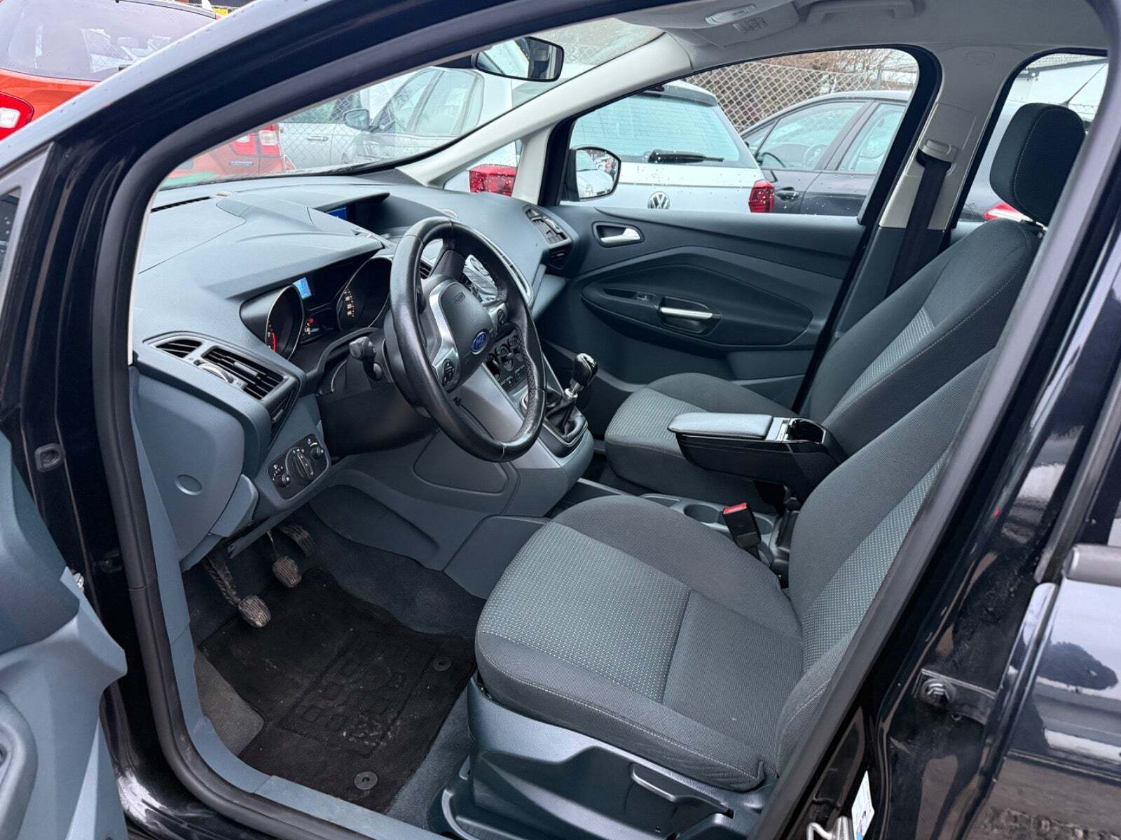 Sort Ford C-MAX fra 2013