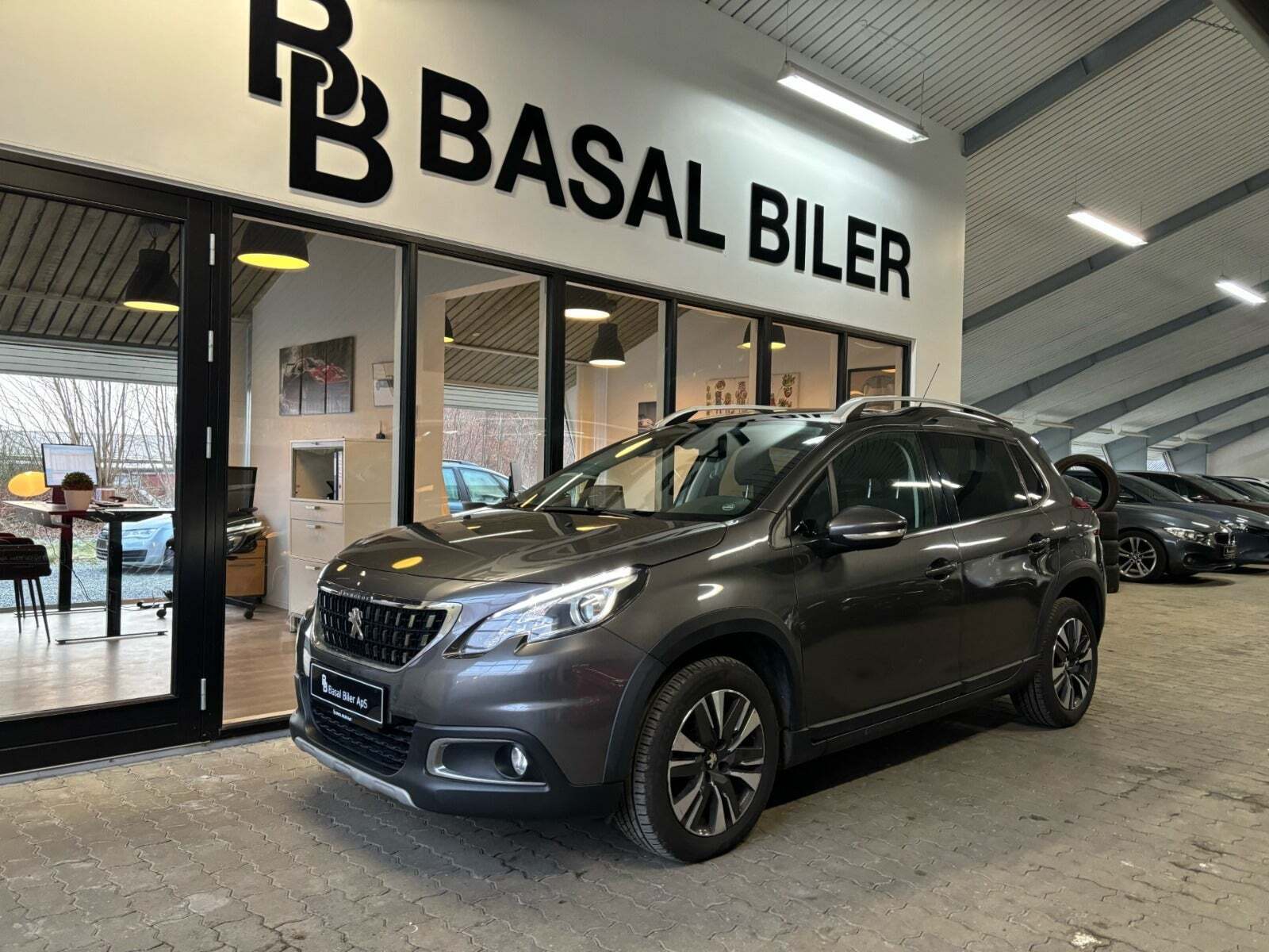 Peugeot 2008 1,6 BlueHDi 100 Allure Sky