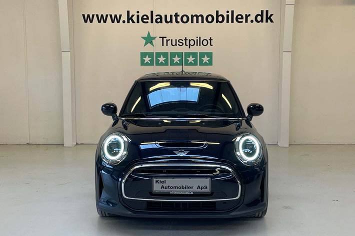 Blå Mini Cooper SE fra 2022