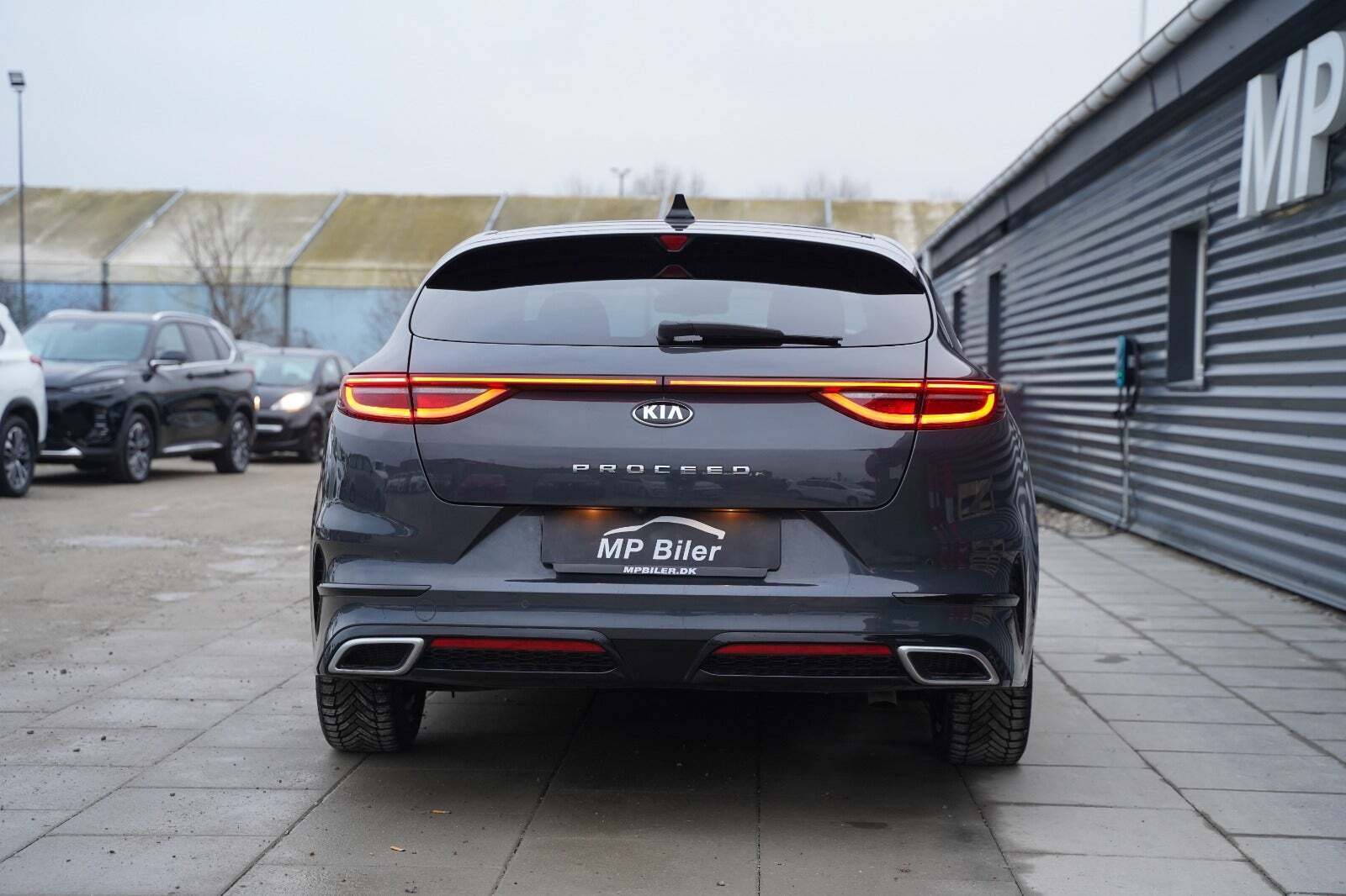 Grå Kia ProCeed fra 2020 set udefra