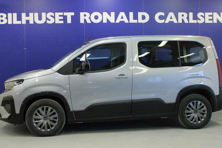 Sølv Peugeot e-Rifter fra 2024
