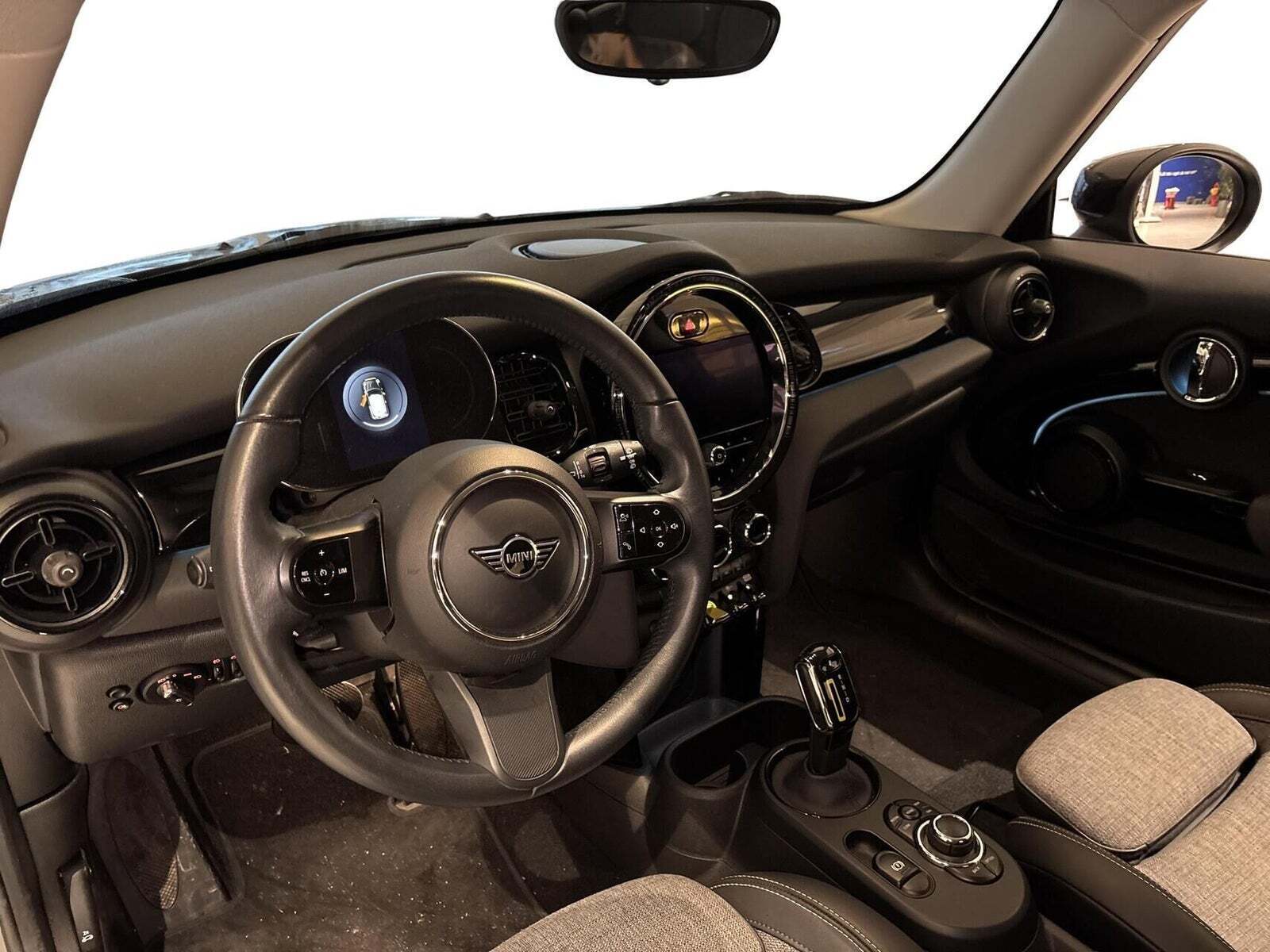 Grå Mini Cooper SE fra 2021