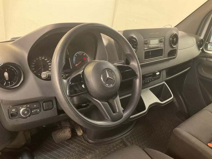 Mercedes eSprinter 312 A2 Kassevogn 3p
