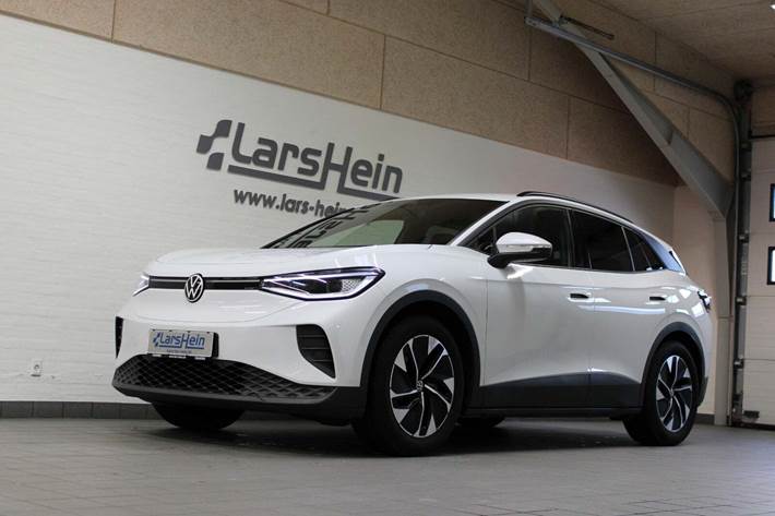 Hvid VW ID.4 fra 2024 set udefra