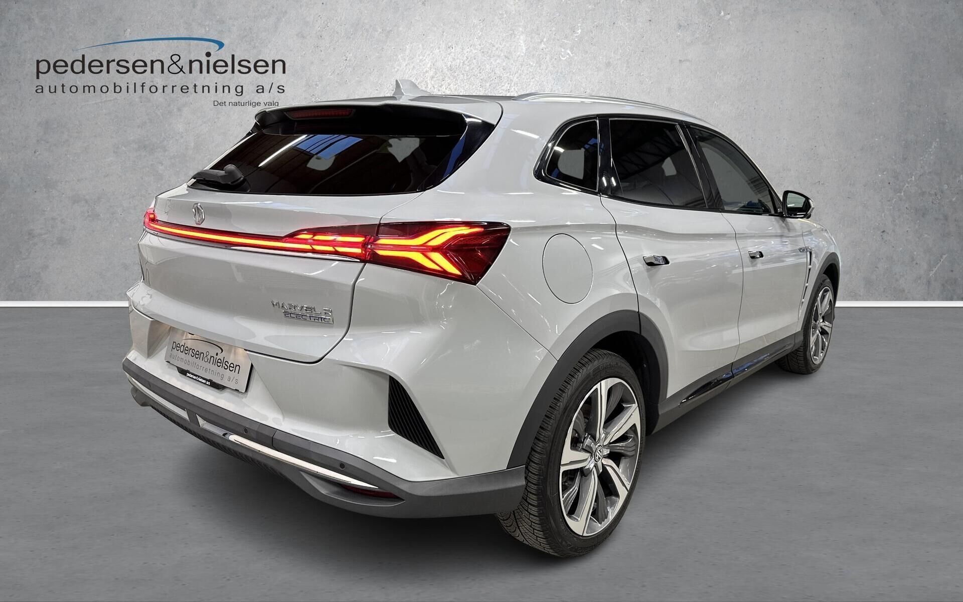 MG Marvel R EL Luxury 180HK 5d Aut.