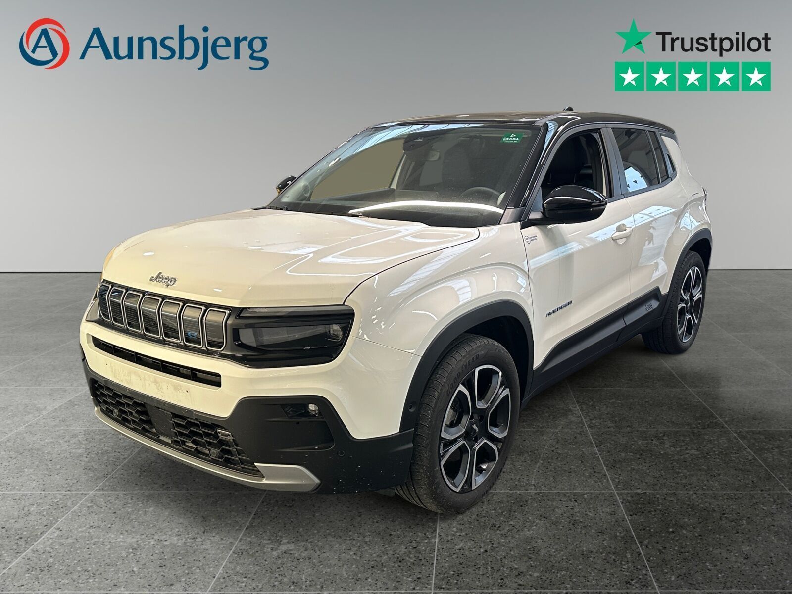 Hvid Jeep Avenger fra 2024