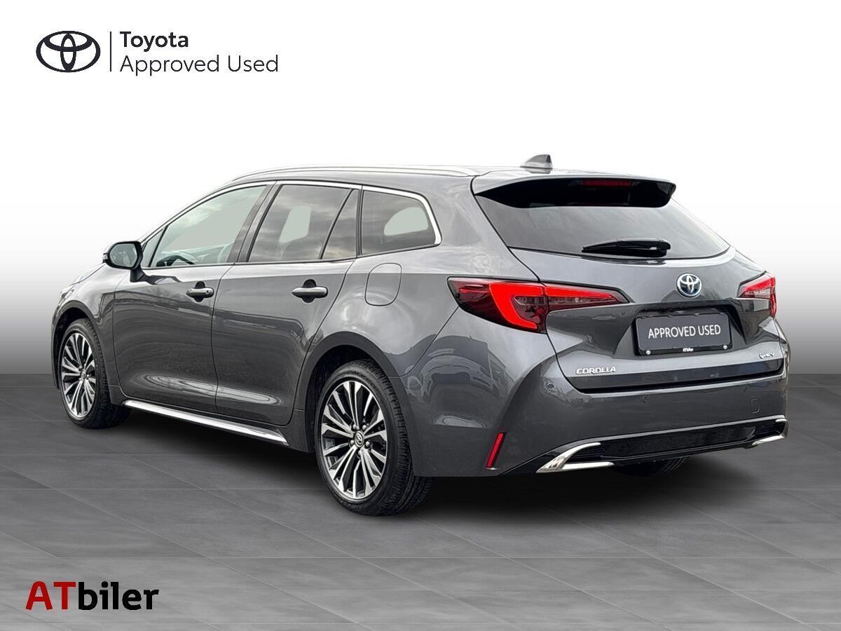 Toyota Corolla 1,8 Touring Sports Hybrid Style E-CVT 140HK Stc Trinl. Gear