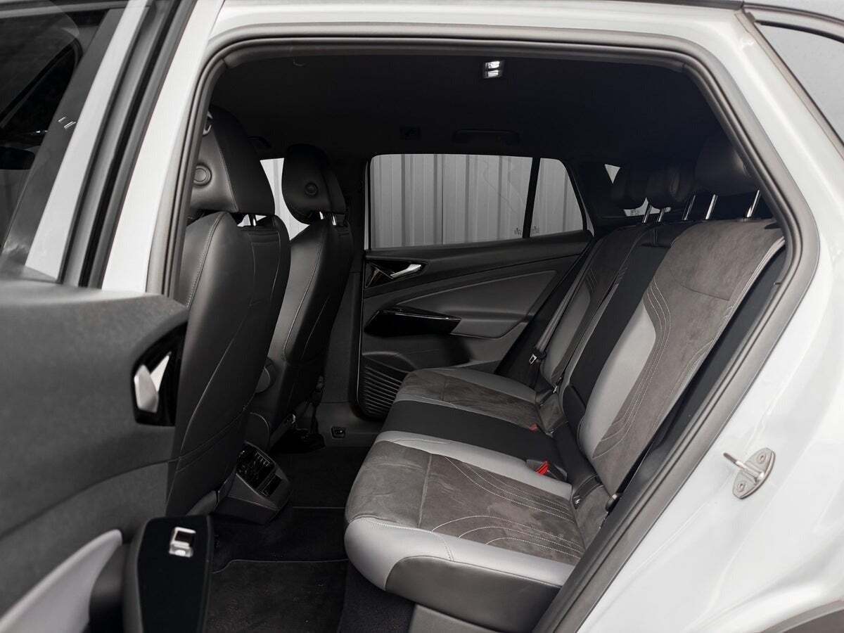 Hvid VW ID.4 fra 2023