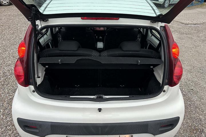 Hvid Peugeot 107 fra 2014