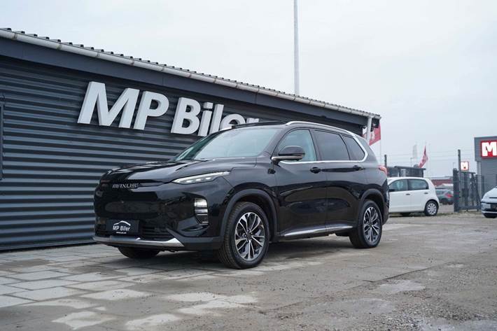 Sort Maxus Euniq6 fra 2023 set udefra