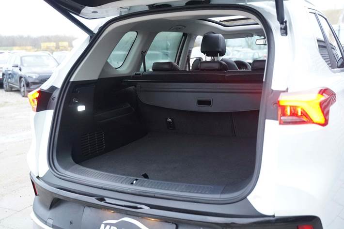 Hvid Maxus Euniq6 fra 2023