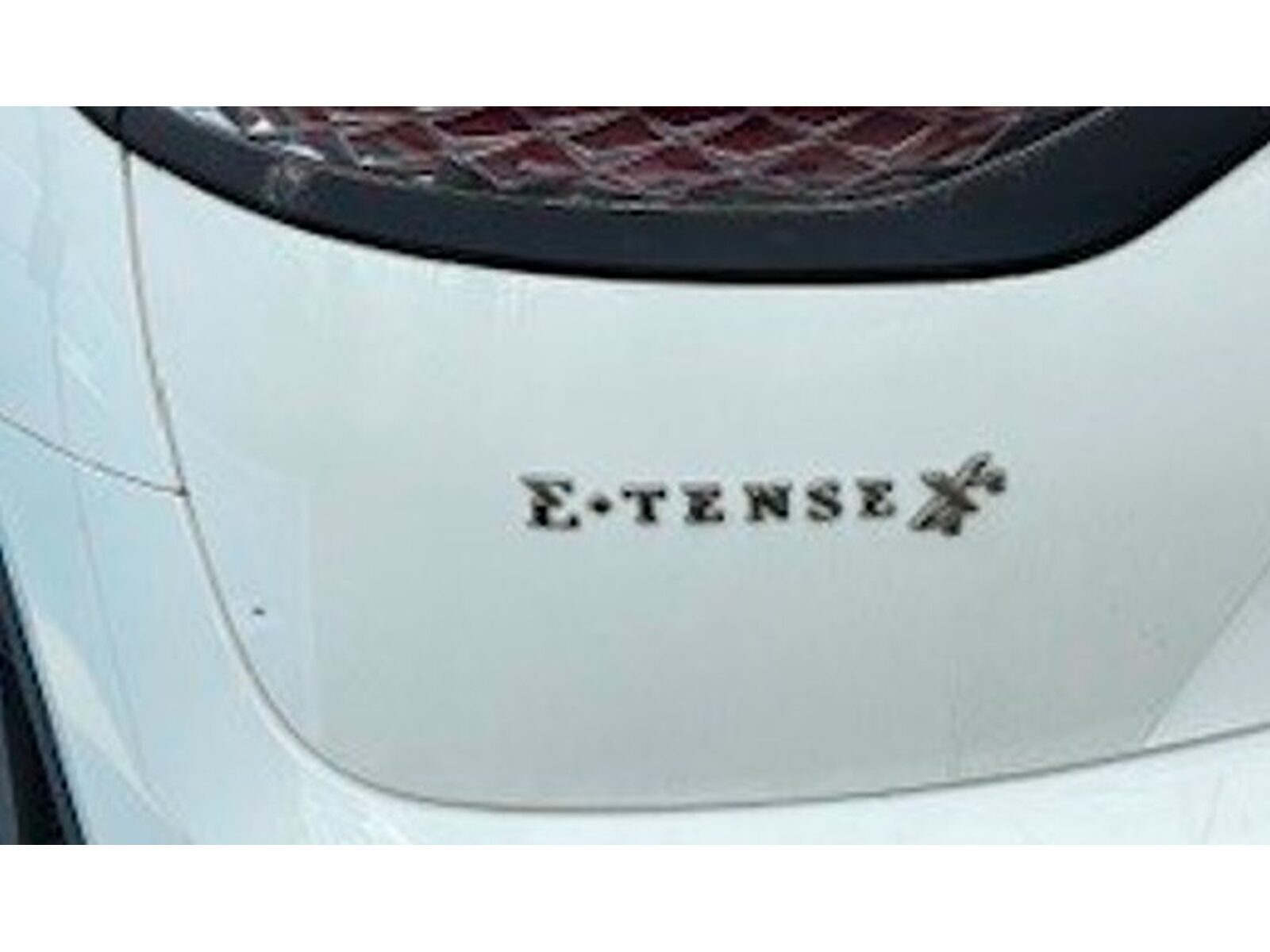 DS DS 7 CrossBack 1,6 E-Tense Prestige EAT8 AWD