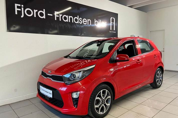 Rød Kia Picanto fra 2019 set udefra