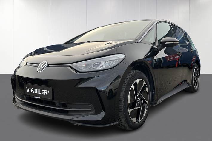 Sort VW ID.3 fra 2023 set udefra