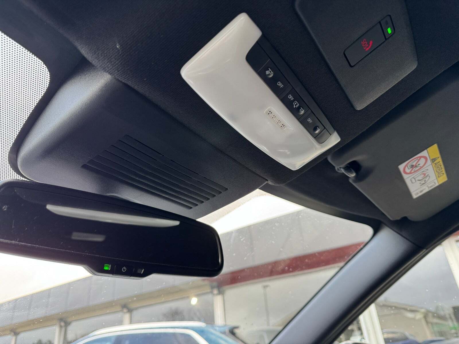 Sølv Nissan Juke fra 2021