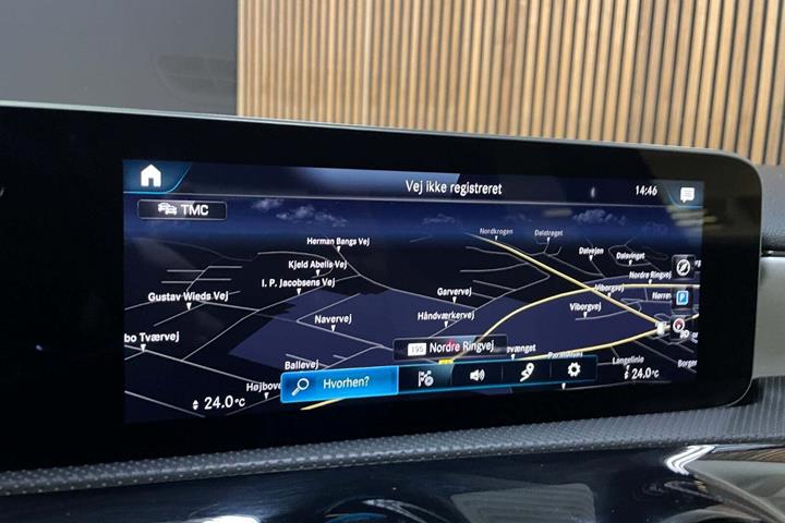 Blå Mercedes A200 d fra 2020