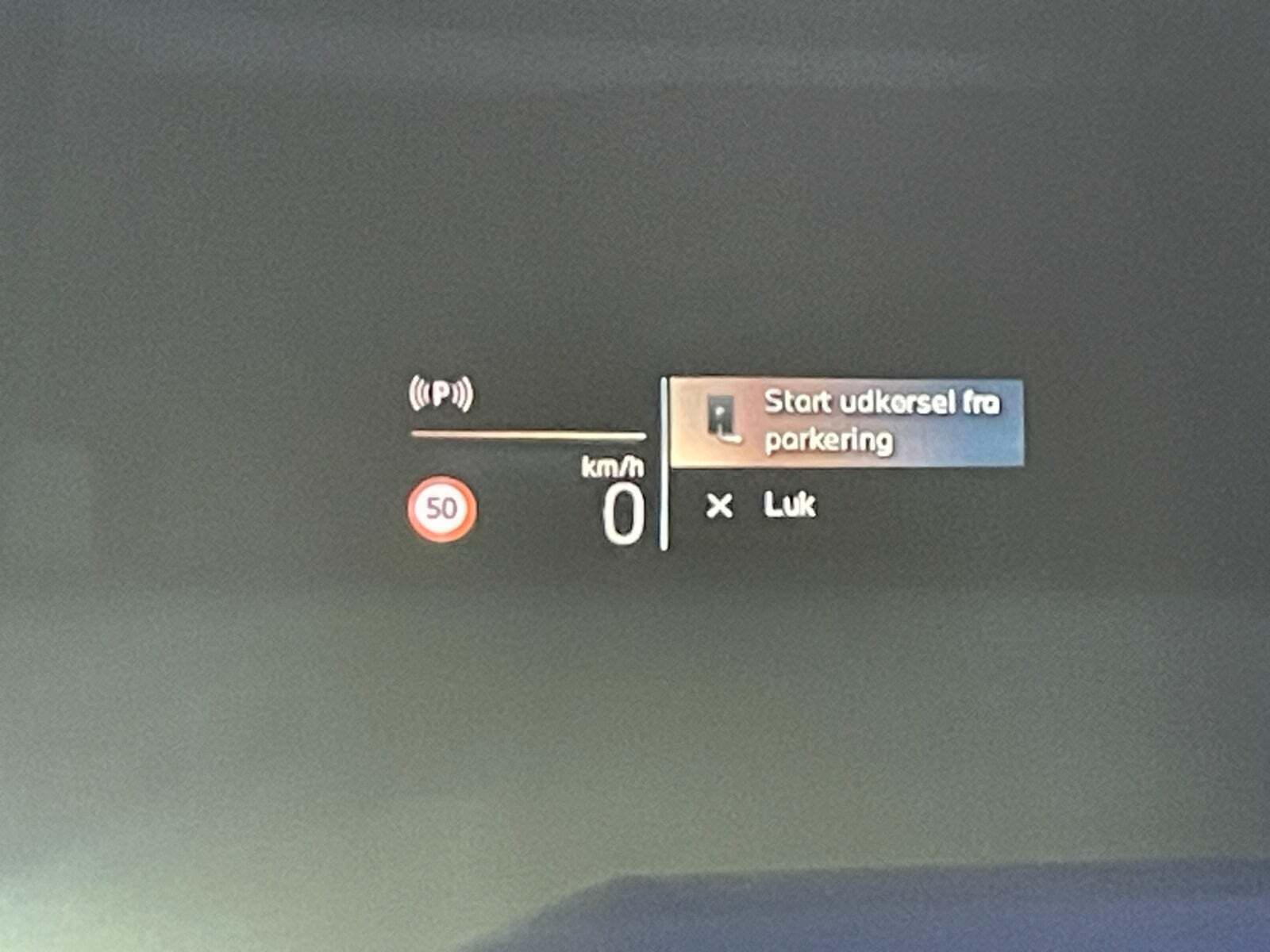 Blå BMW iX1 fra 2024