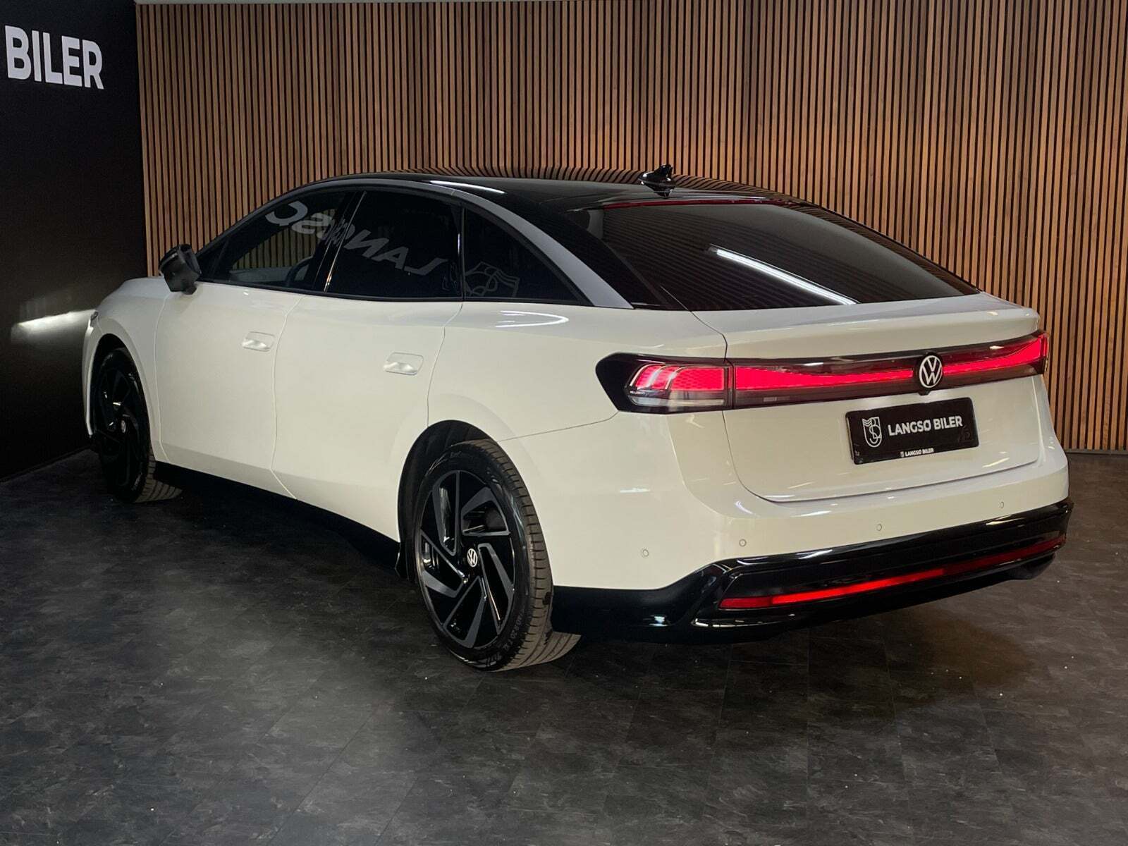 Hvid VW ID.7 fra 2024