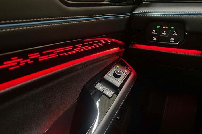 Hvid VW ID.7 fra 2024