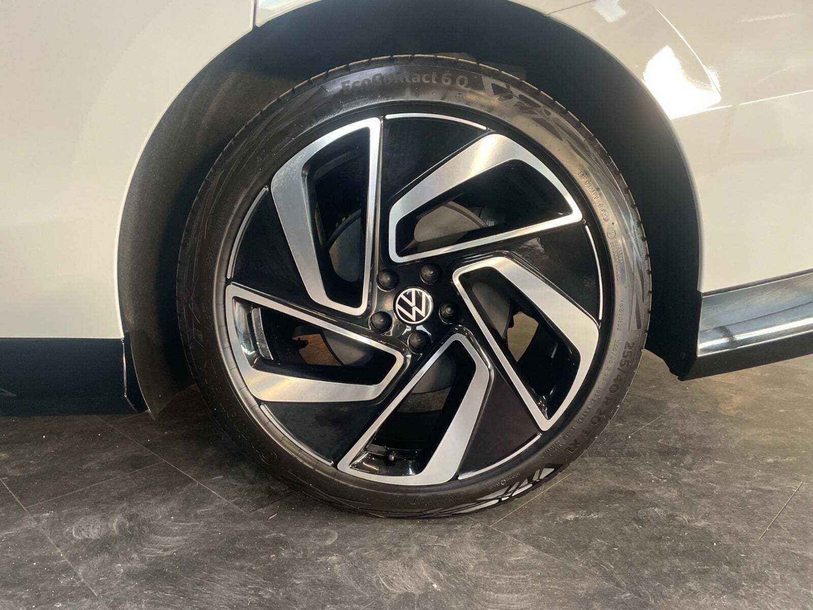 Hvid VW ID.7 fra 2024