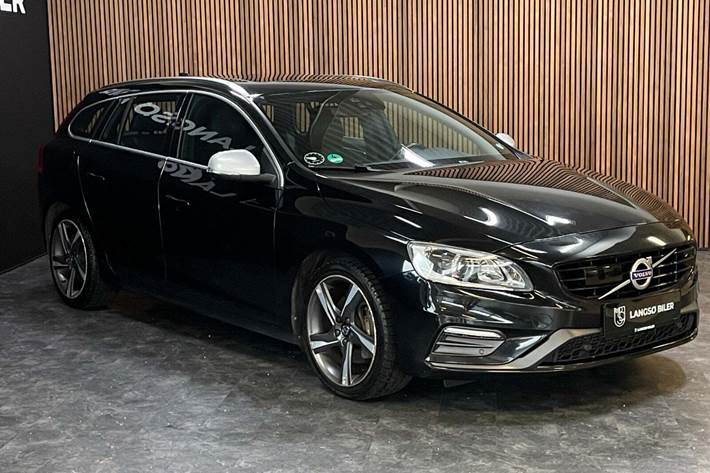 Sort Volvo V60 fra 2016