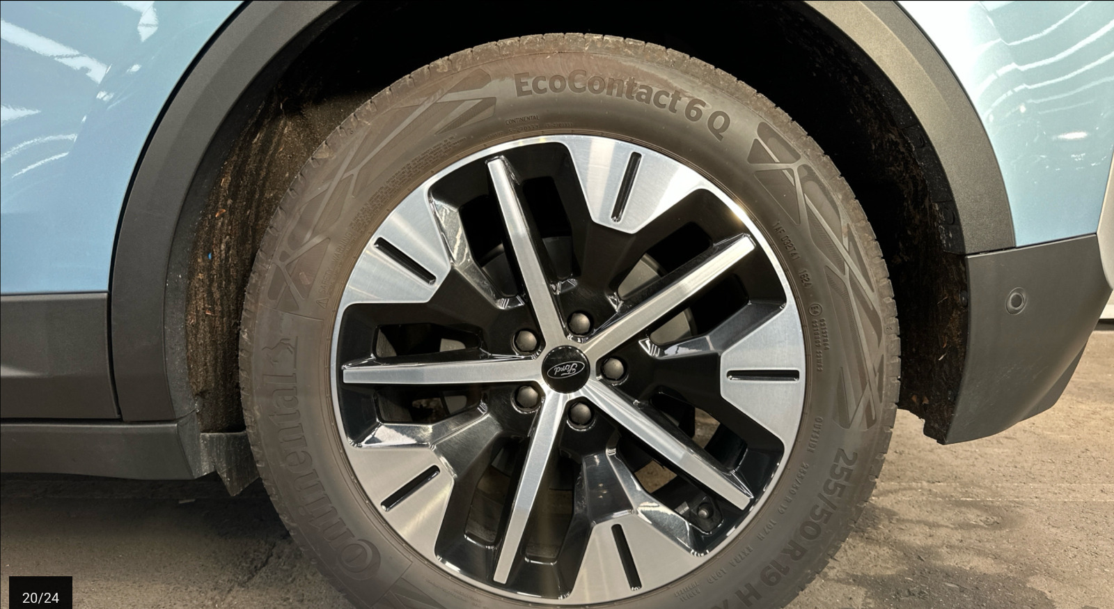 Blå Ford Explorer fra 2024